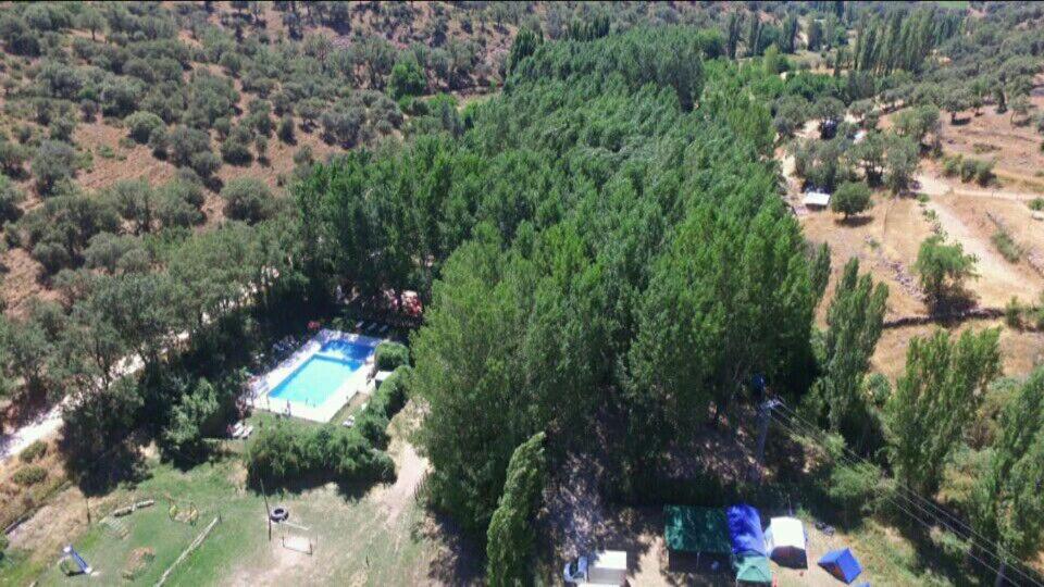 Cabanas Camping Sierra De Penascosa Ngoại thất bức ảnh