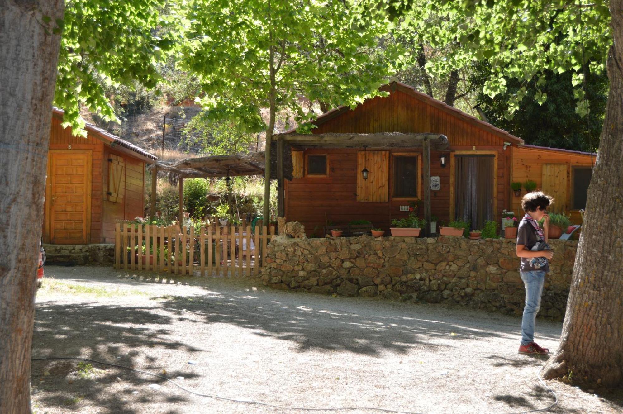 Cabanas Camping Sierra De Penascosa Ngoại thất bức ảnh