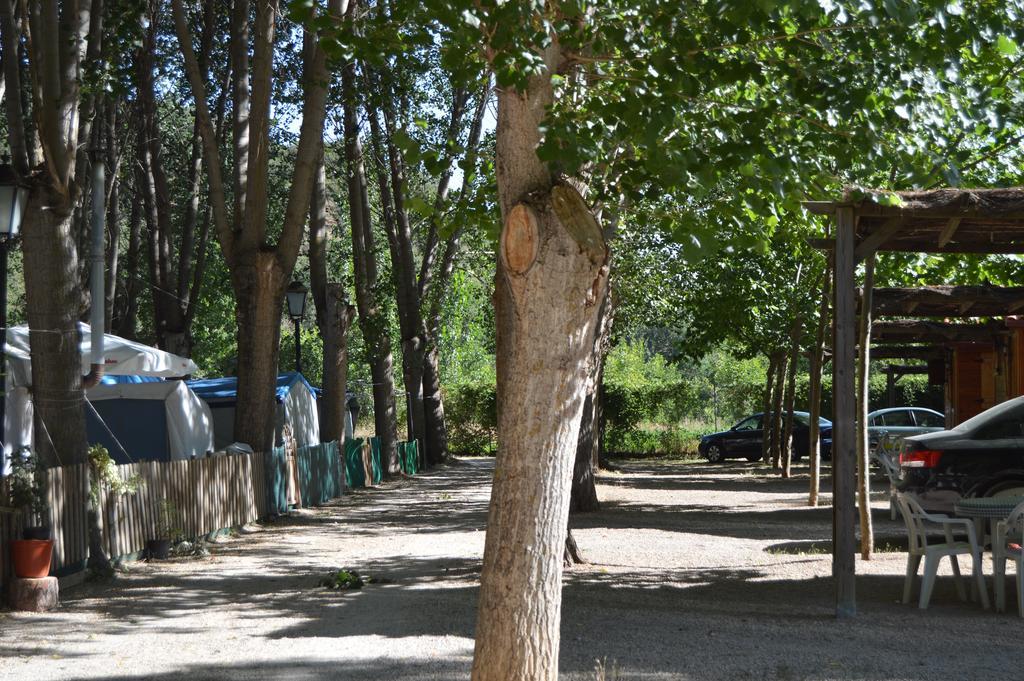 Cabanas Camping Sierra De Penascosa Ngoại thất bức ảnh