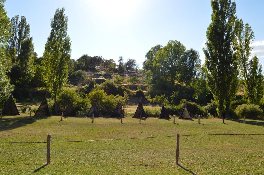 Cabanas Camping Sierra De Penascosa Ngoại thất bức ảnh