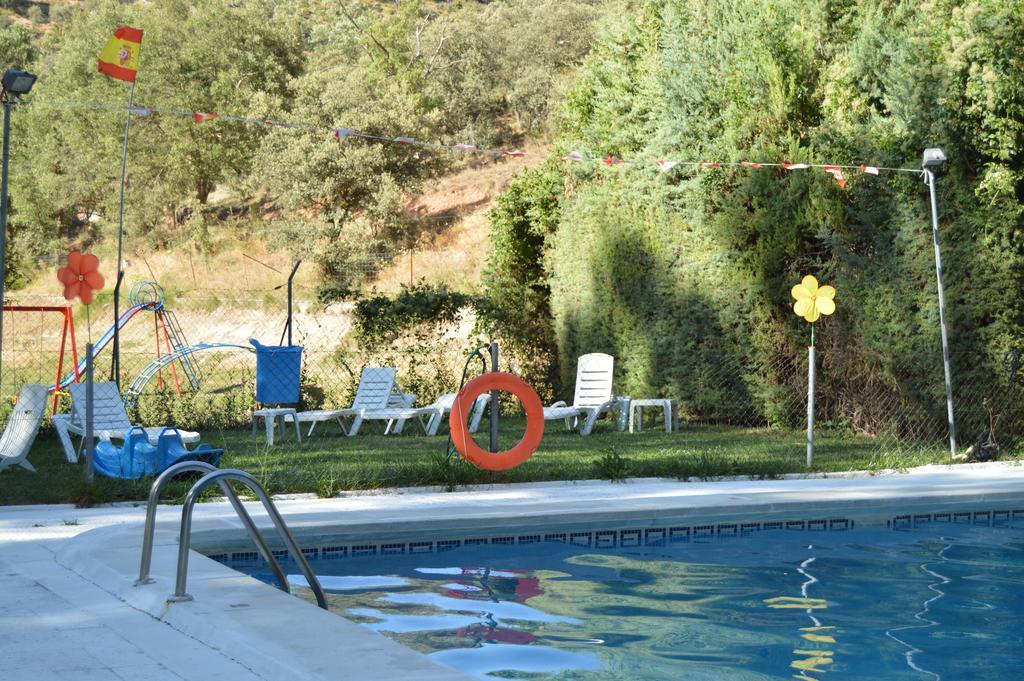 Cabanas Camping Sierra De Penascosa Ngoại thất bức ảnh