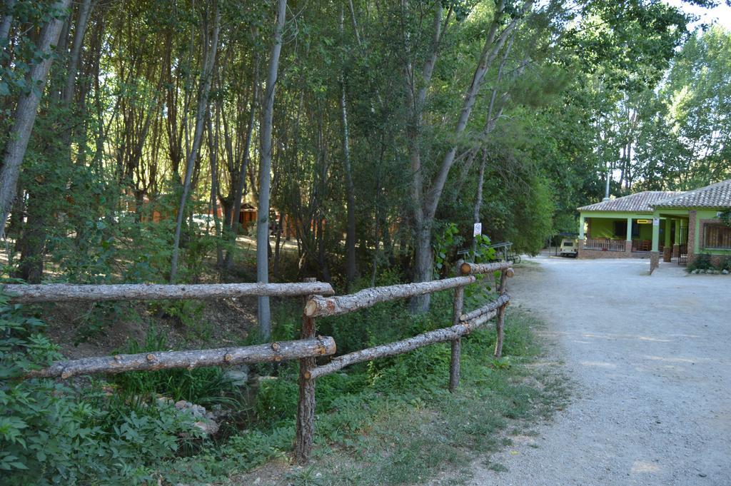 Cabanas Camping Sierra De Penascosa Ngoại thất bức ảnh
